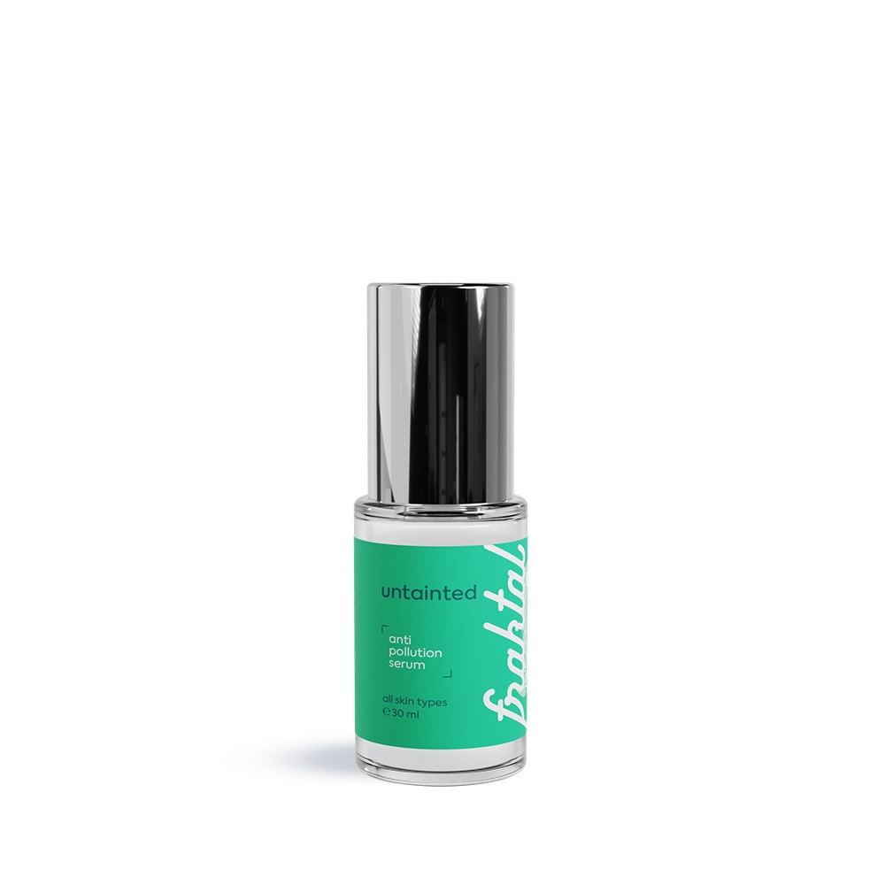 Zaštitni serum protiv zagađenja kože, u elegantnoj bočici s pumpicom i minimalnim dizajnom